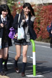 【画像】女子高生の通学風景画像