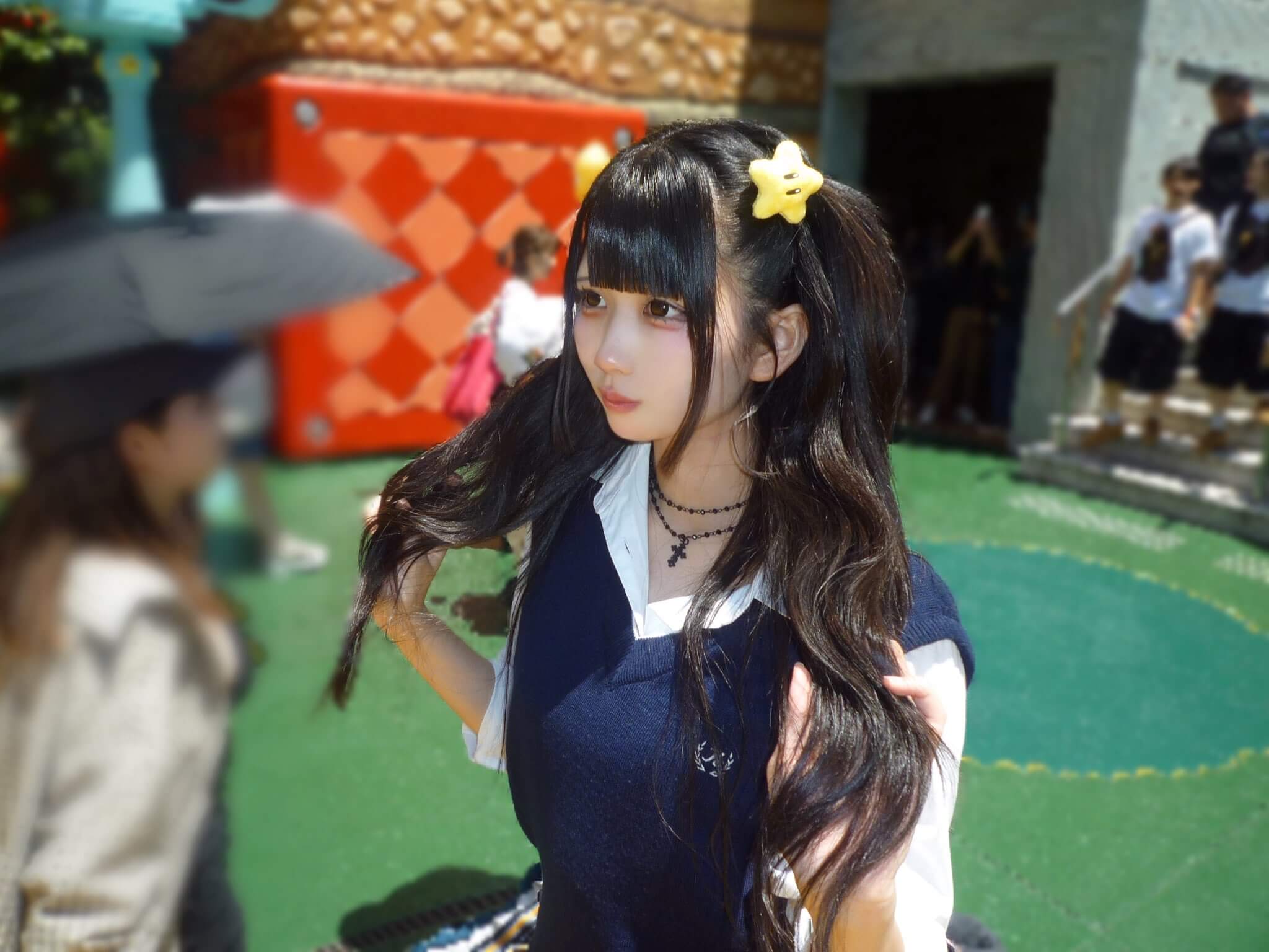 【画像】ＪＫちゃんでもかわいい自覚なきゃこんな写真撮らせてくれないよなｗｗ